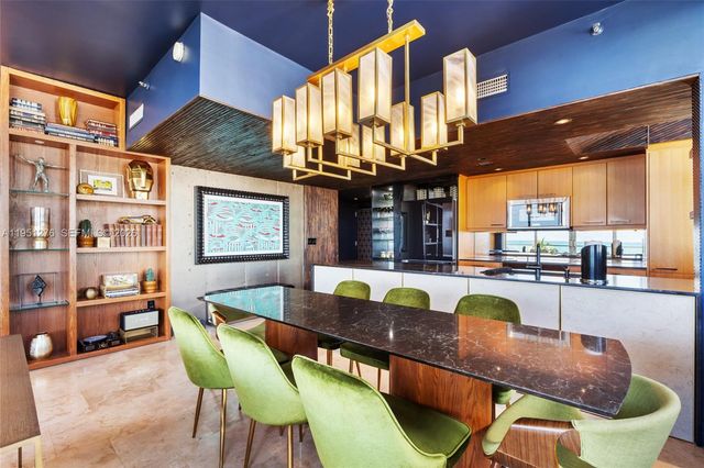 200 Ocean Dr 8F, Miami Beach, FL 33139