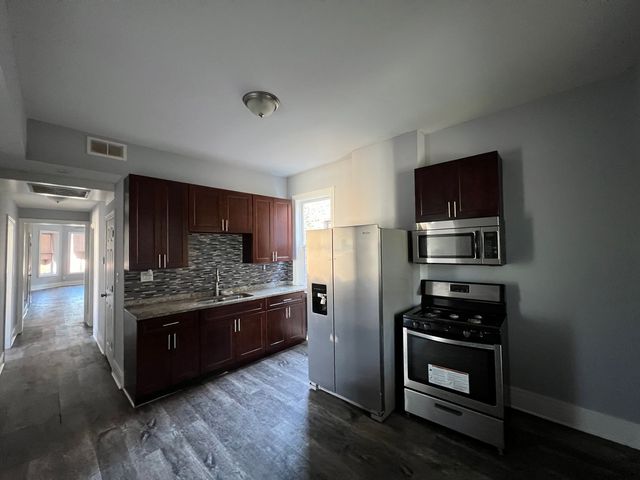 5718 S Sangamon Street, Chicago, IL 60621