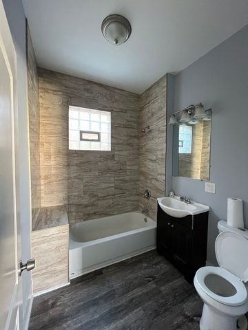 5718 S Sangamon Street, Chicago, IL 60621