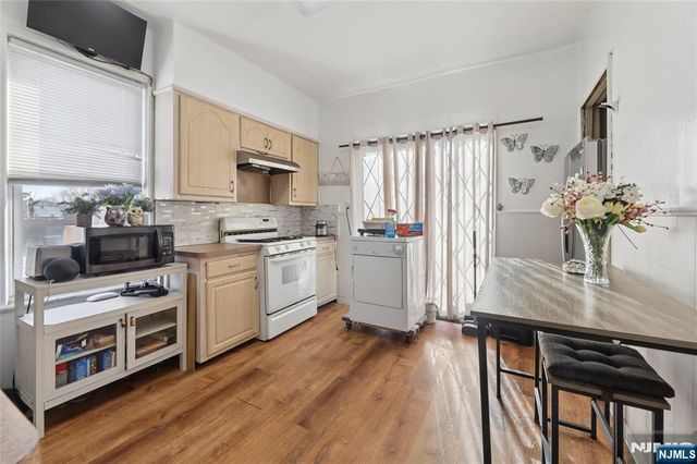 59 Home Avenue, Rutherford, NJ 07070