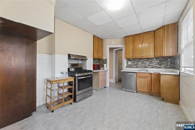 59 Home Avenue, Rutherford, NJ 07070