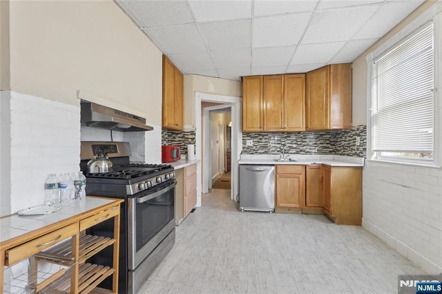 59 Home Avenue, Rutherford, NJ 07070