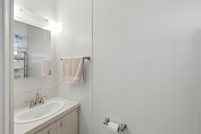 1125 ELKHART CIRCLE, Tavares, FL 32778