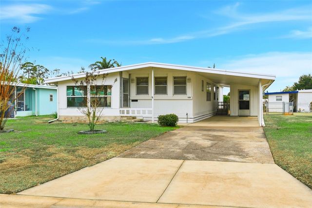 1125 ELKHART CIRCLE, Tavares, FL 32778