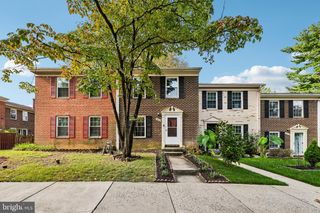 8839 HAYSHED LN #8-2, Columbia, MD 21045
