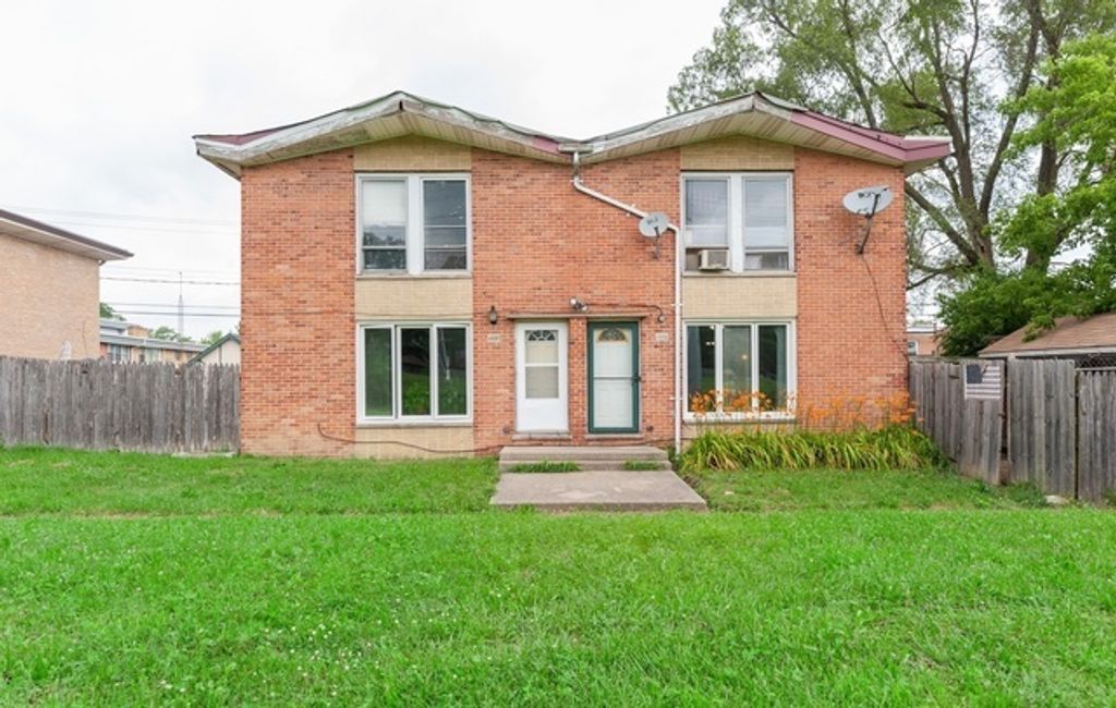 843 Johns Manville Place, Waukegan, IL 60085