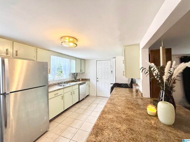 226 ALABAMA STREET, Bessemer, AL 35020