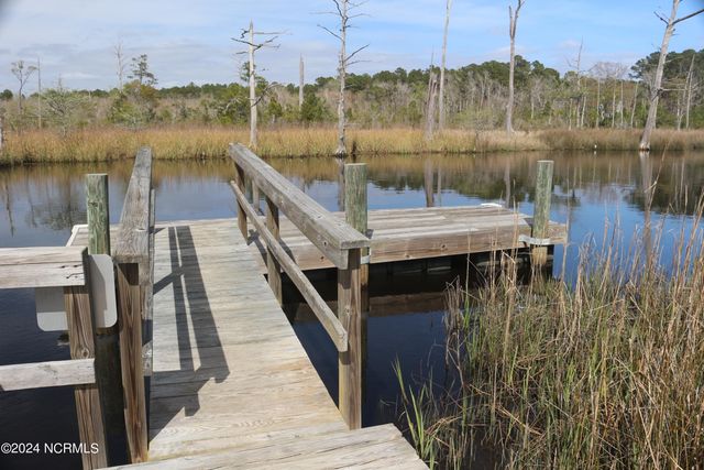 549 Sanctuary Point SW, Supply, NC 28462
