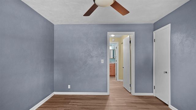 11 W Mckinley Avenue, Zeeland, MI 49464