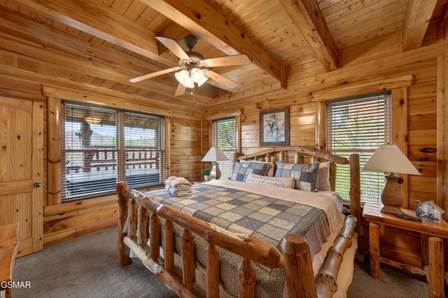 2018 Delta Dawn Drive, Sevierville, TN 37862