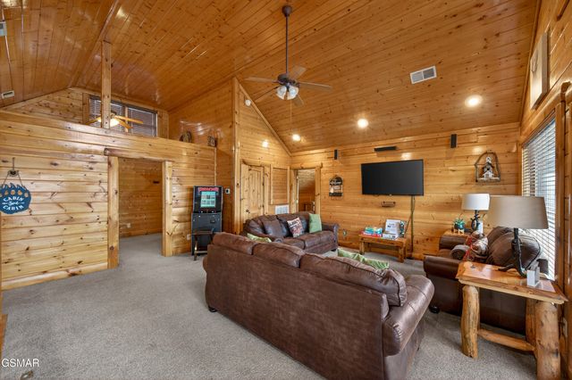 2018 Delta Dawn Drive, Sevierville, TN 37862