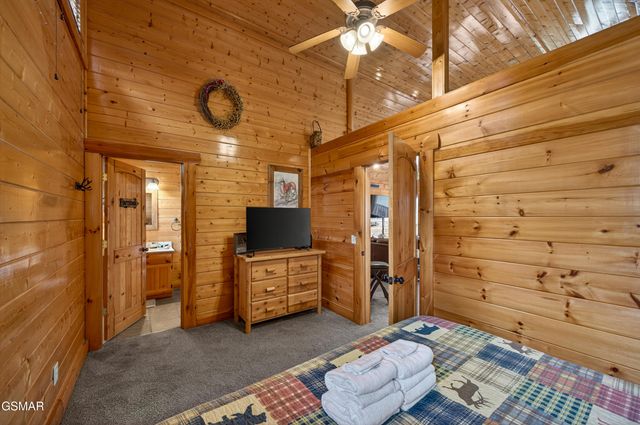 2018 Delta Dawn Drive, Sevierville, TN 37862