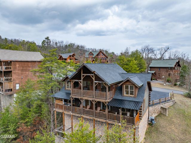 2018 Delta Dawn Drive, Sevierville, TN 37862