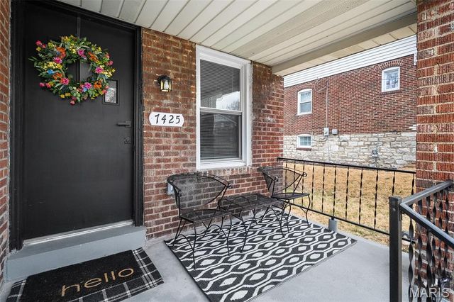 7425 Gayola Place, Maplewood, MO 63143