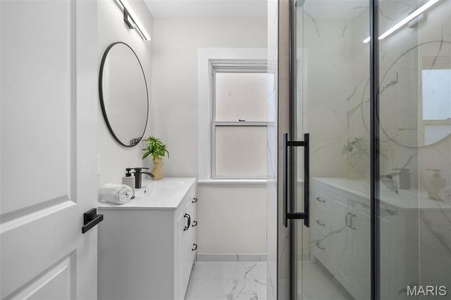 7425 Gayola Place, Maplewood, MO 63143