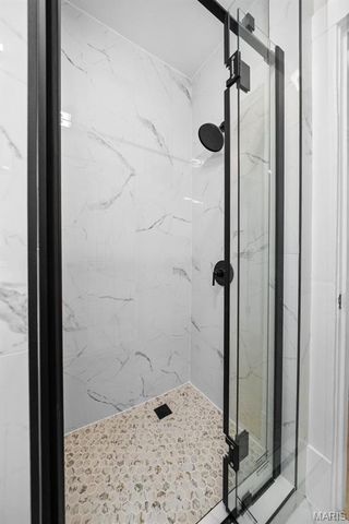 7425 Gayola Place, Maplewood, MO 63143