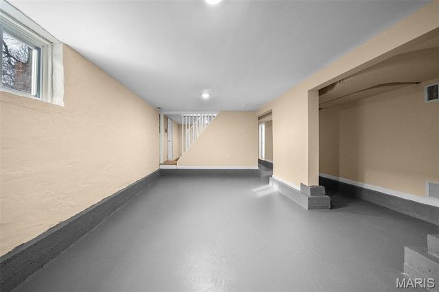 7425 Gayola Place, Maplewood, MO 63143