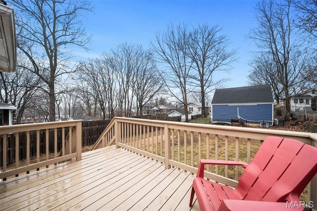 7425 Gayola Place, Maplewood, MO 63143