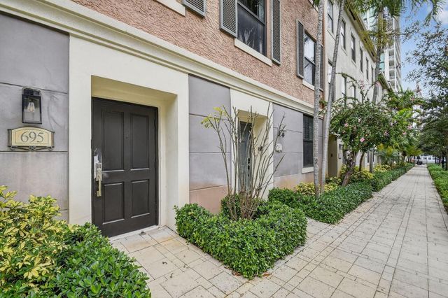 695 Hibiscus Street, West Palm Beach, FL 33401