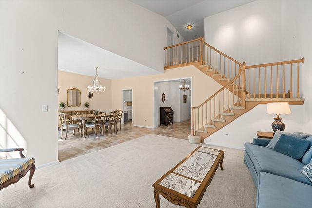 2112 Warrington Court, Glenview, IL 60026