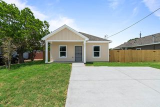 2206 Coleman Ave, Corpus Christi, TX 78405
