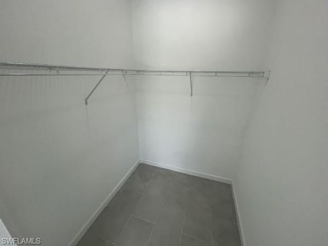 1230 Celtic ST E, Lehigh Acres, FL 33974