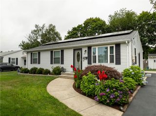 34 Ridge Street, East Providence, RI 02914