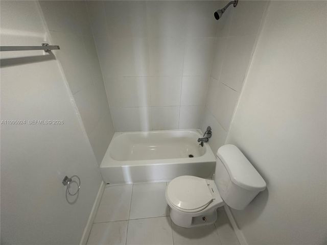 12590 NE 16th Ave 608, North Miami, FL 33161