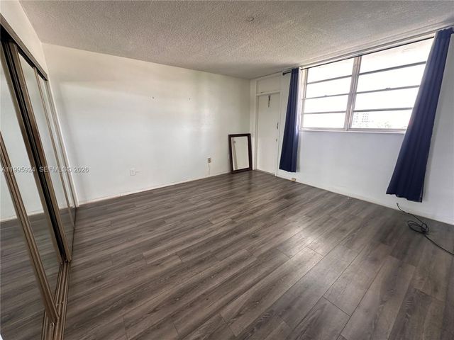 12590 NE 16th Ave 608, North Miami, FL 33161