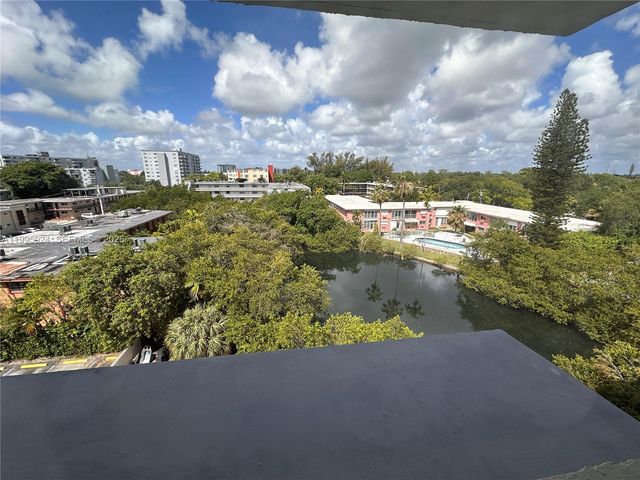 12590 NE 16th Ave 608, North Miami, FL 33161