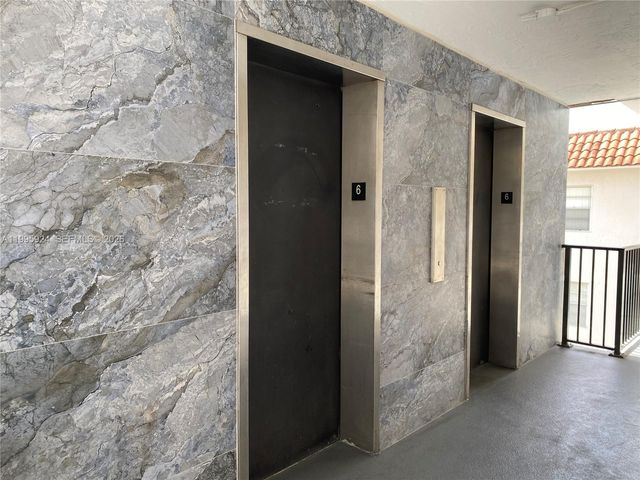 12590 NE 16th Ave 608, North Miami, FL 33161