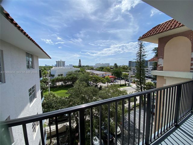 12590 NE 16th Ave 608, North Miami, FL 33161