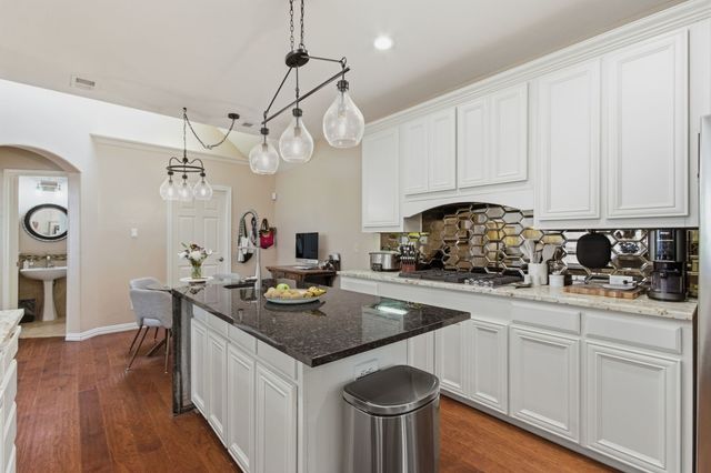 8644 Forest Glen Drive, Irving, TX 75063