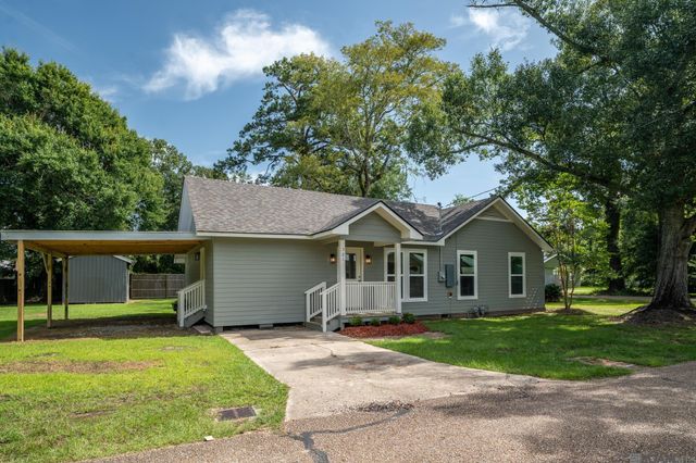 301 Leslie St, Denham Springs, LA 70726