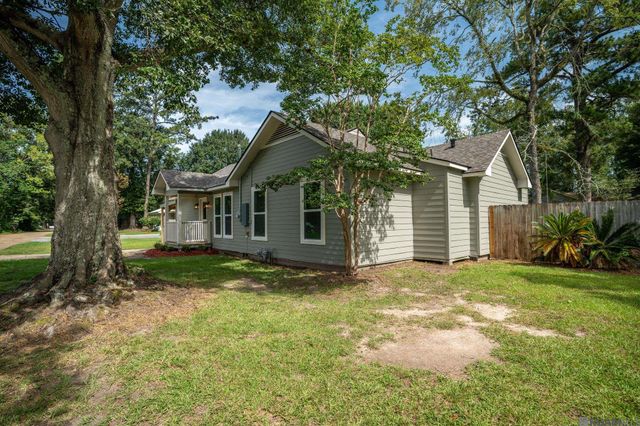 301 Leslie St, Denham Springs, LA 70726