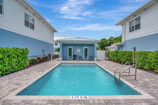 4680 SE Manatee Way, Stuart, FL 34997