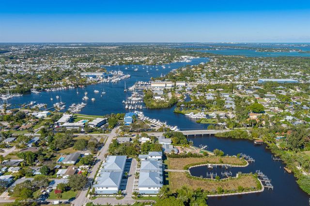 4680 SE Manatee Way, Stuart, FL 34997