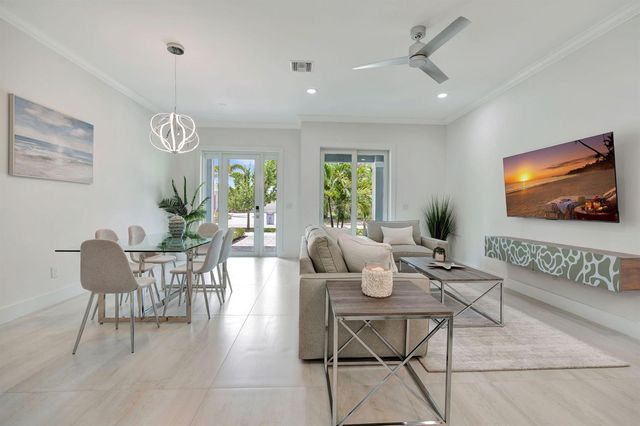 4680 SE Manatee Way, Stuart, FL 34997