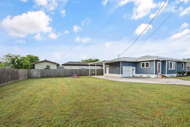 19451 Mulberry St, Vacherie, LA 70090