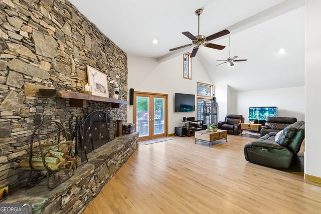 3554 Martin Creek Drive, Gainesville, GA 30506