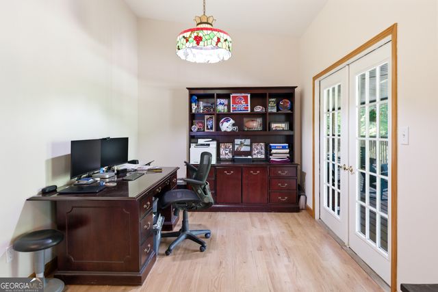 3554 Martin Creek Drive, Gainesville, GA 30506