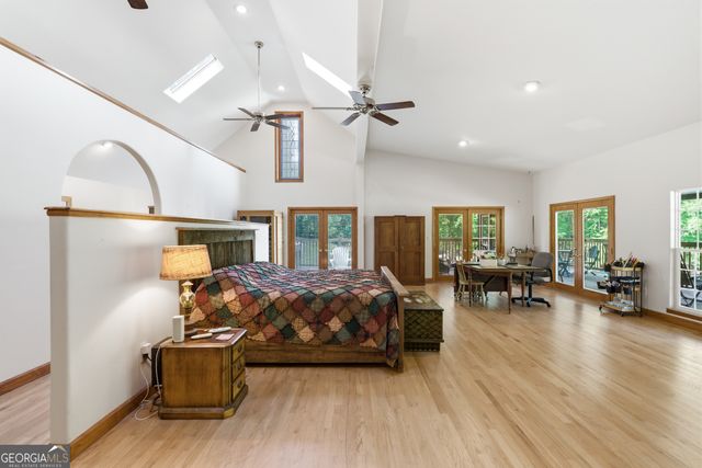 3554 Martin Creek Drive, Gainesville, GA 30506