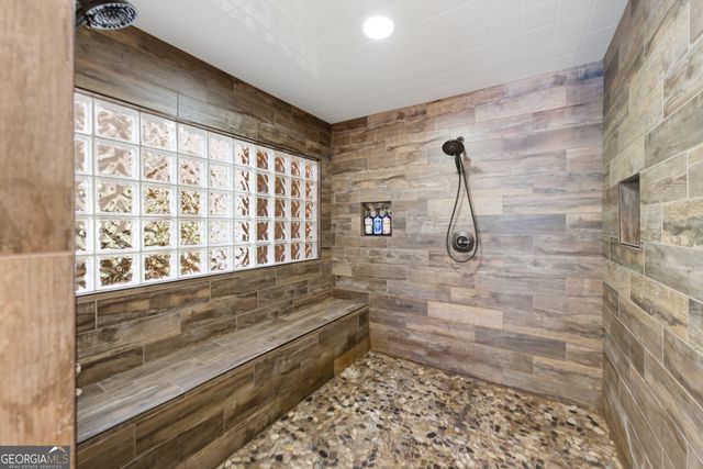 3554 Martin Creek Drive, Gainesville, GA 30506