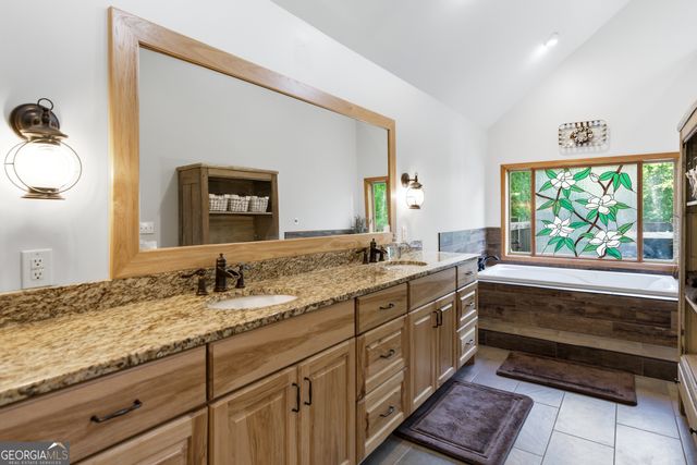 3554 Martin Creek Drive, Gainesville, GA 30506