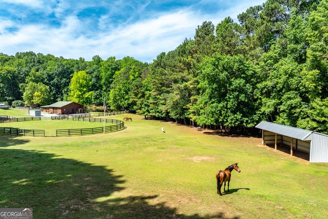 3554 Martin Creek Drive, Gainesville, GA 30506