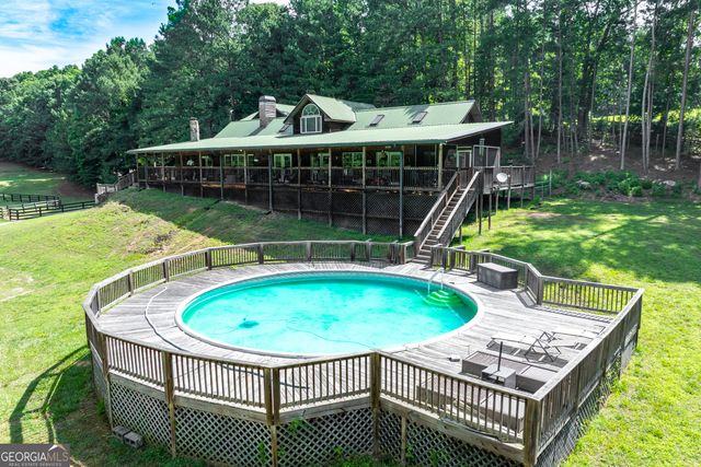 3554 Martin Creek Drive, Gainesville, GA 30506