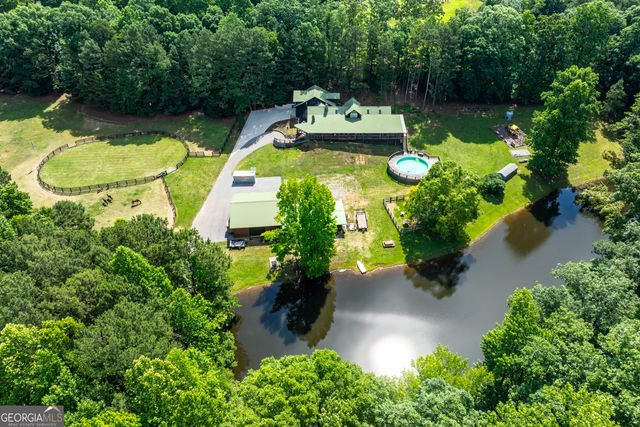 3554 Martin Creek Drive, Gainesville, GA 30506