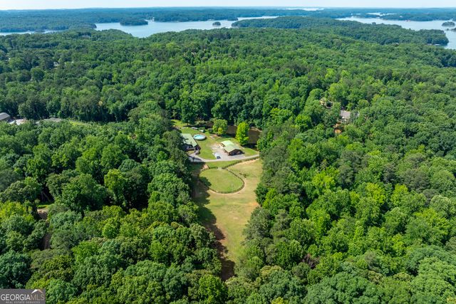 3554 Martin Creek Drive, Gainesville, GA 30506