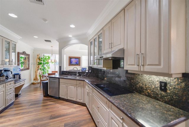 1448 Mariner Way, Hollywood, FL 33019