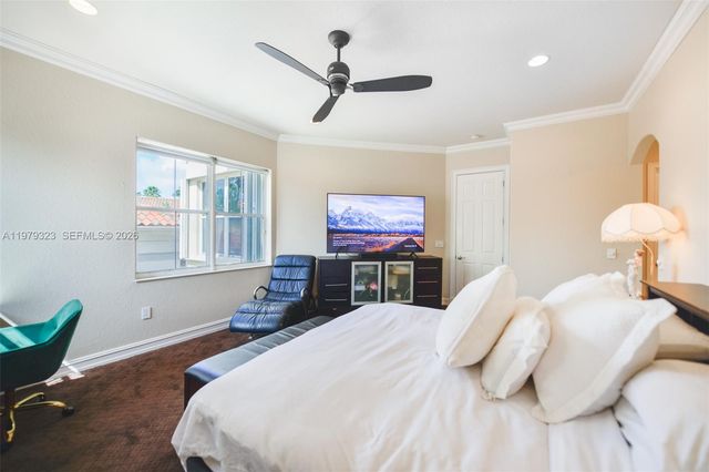 1448 Mariner Way, Hollywood, FL 33019